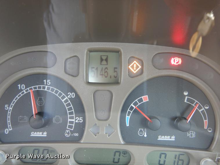 image for item DD0779 2004 Case IH MXU100 Maxxum tractor