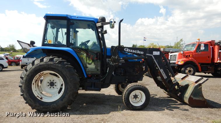image for item DD0780 2002 New Holland TS100 tractor