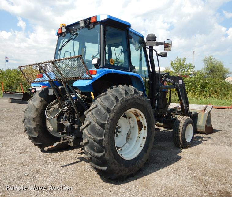 image for item DD0780 2002 New Holland TS100 tractor
