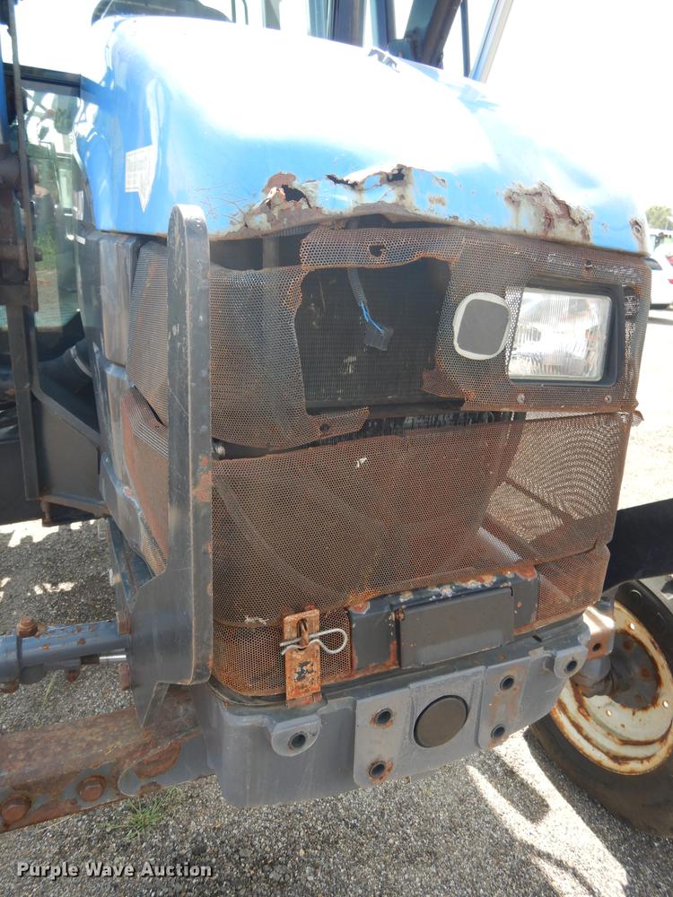 image for item DD0780 2002 New Holland TS100 tractor