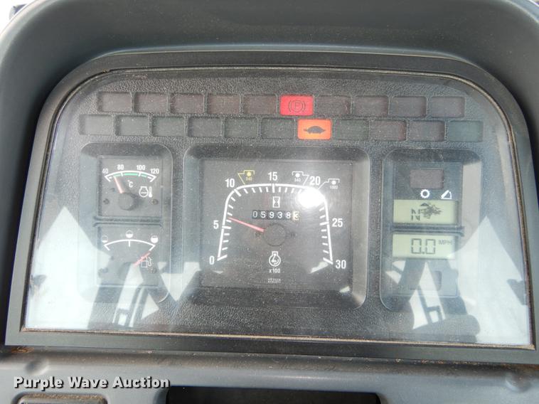 image for item DD0780 2002 New Holland TS100 tractor