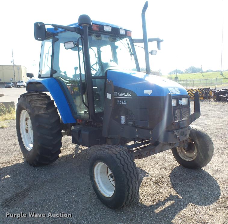 image for item DD0781 2002 New Holland TS100 tractor
