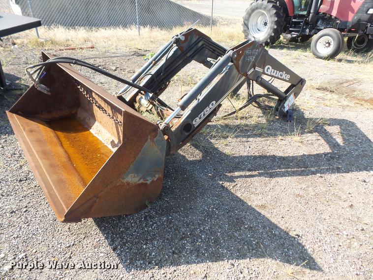 image for item DD0781 2002 New Holland TS100 tractor