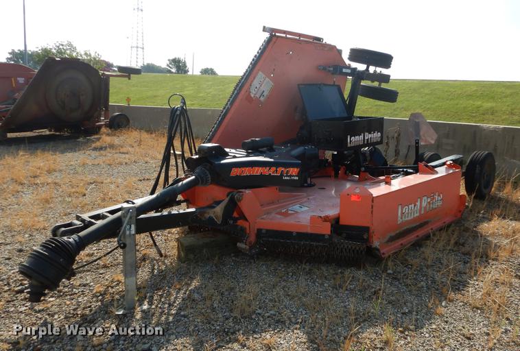 image for item DD0786 2011 Land Pride RCB6610 batwing rotary mower