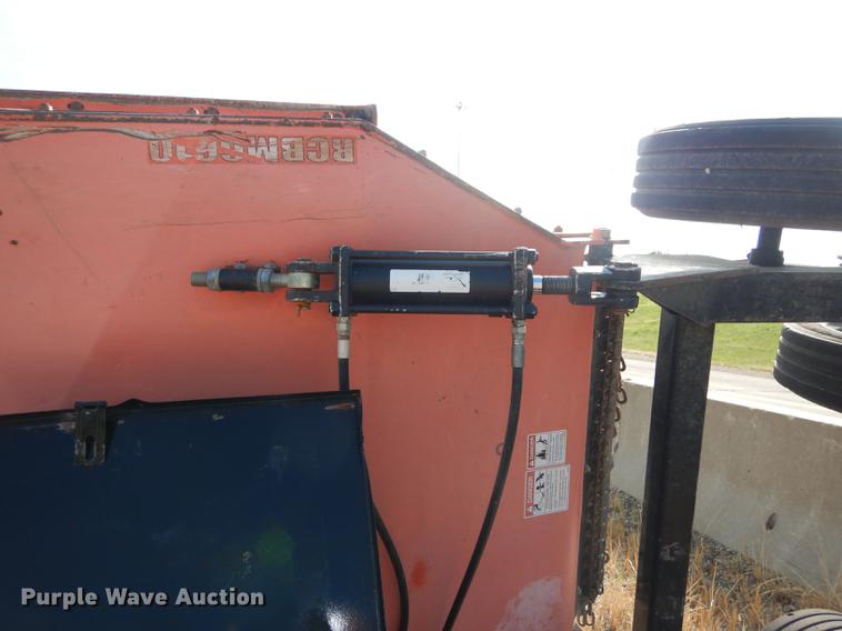 image for item DD0786 2011 Land Pride RCB6610 batwing rotary mower