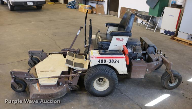 image for item DW9839 2004 Grasshopper 618 ZTR lawn mower