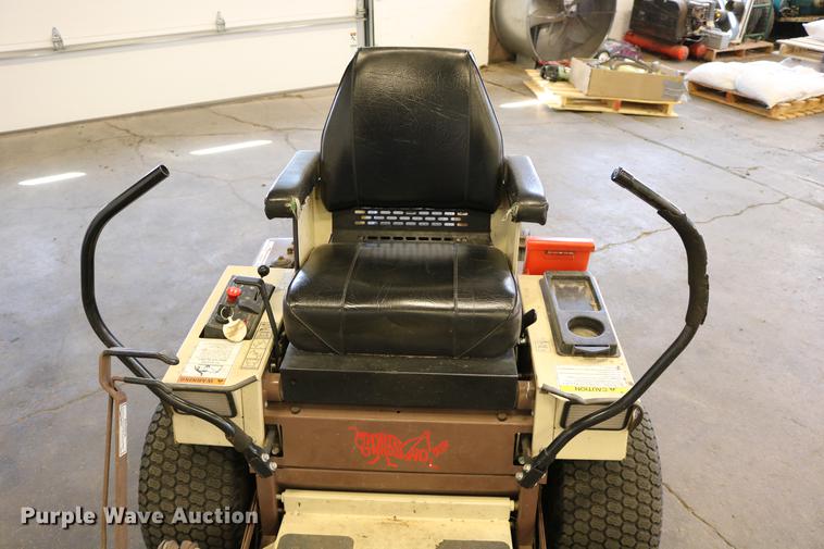 image for item DW9839 2004 Grasshopper 618 ZTR lawn mower