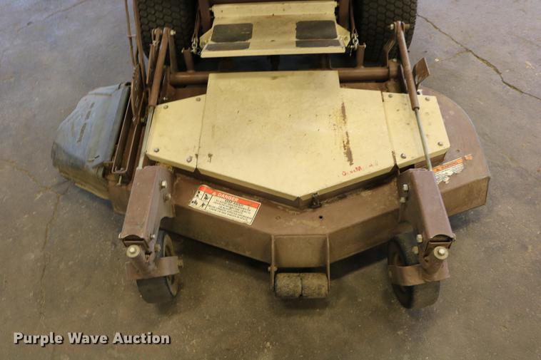 image for item DW9839 2004 Grasshopper 618 ZTR lawn mower