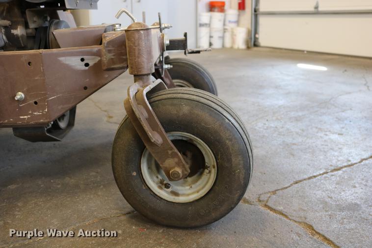 image for item DW9839 2004 Grasshopper 618 ZTR lawn mower