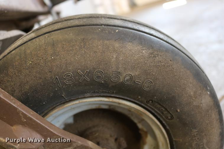 image for item DW9839 2004 Grasshopper 618 ZTR lawn mower