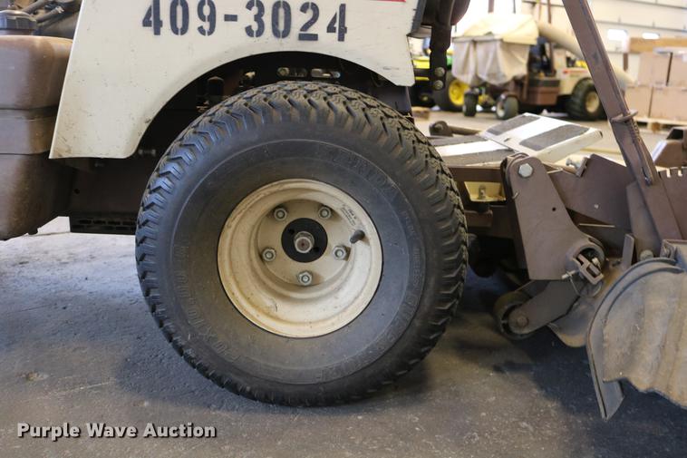 image for item DW9839 2004 Grasshopper 618 ZTR lawn mower