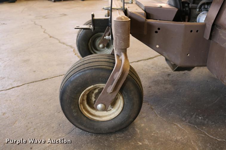 image for item DW9839 2004 Grasshopper 618 ZTR lawn mower