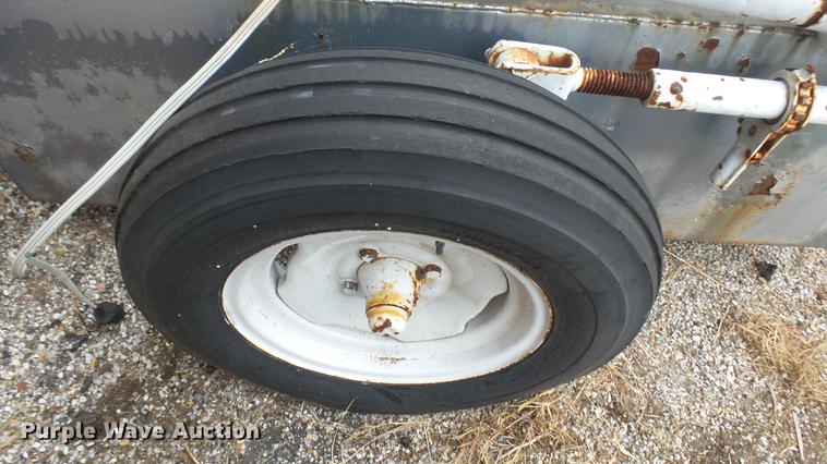 image for item EB9283 1993 M&W P4450 tractor PTO dynamometer