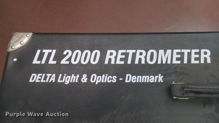 image for item EB9286 1999 Delta LTL2000 retroreflectormeter