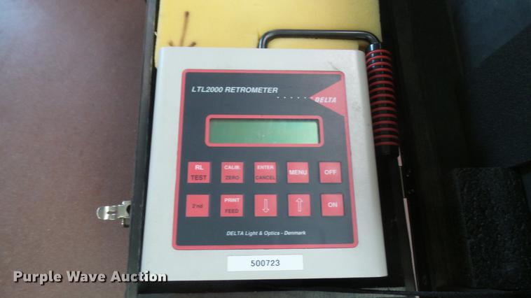image for item EB9286 1999 Delta LTL2000 retroreflectormeter
