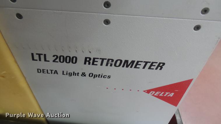 image for item EB9286 1999 Delta LTL2000 retroreflectormeter