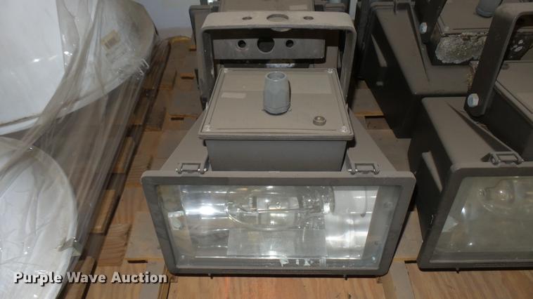 image for item EB9301 (7) outdoor security lights