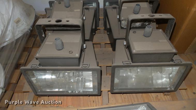 image for item EB9301 (7) outdoor security lights
