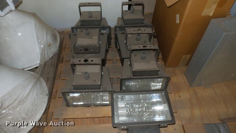 image for item EB9301 (7) outdoor security lights