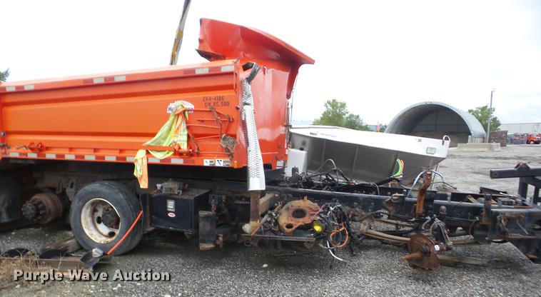 image for item K6381 2007 International 7400 dump truck