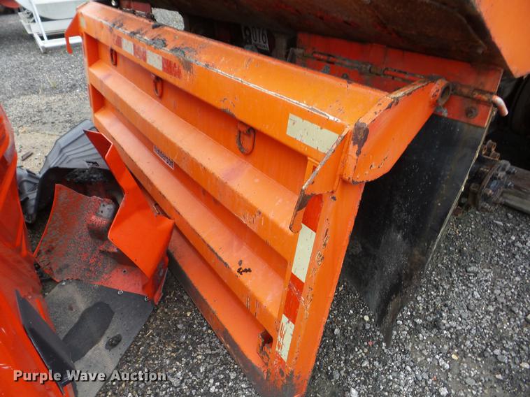 image for item K6381 2007 International 7400 dump truck