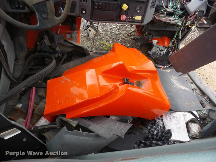 image for item K6381 2007 International 7400 dump truck