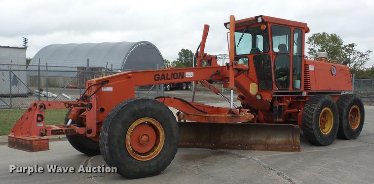 image for item K6382 1997 Galion 830B motor grader