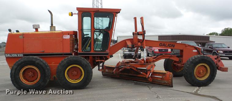 image for item K6382 1997 Galion 830B motor grader
