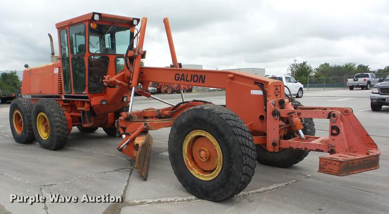 image for item K6382 1997 Galion 830B motor grader