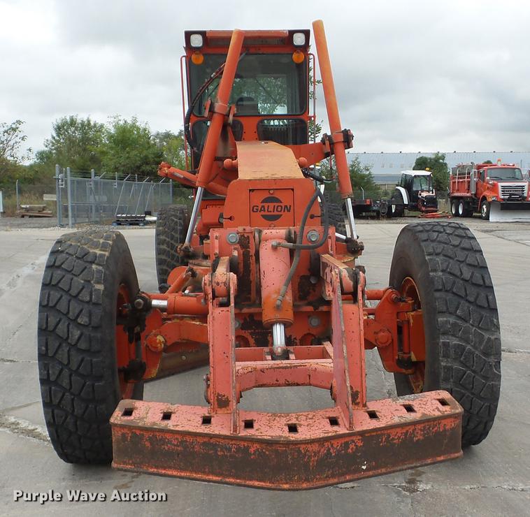 image for item K6382 1997 Galion 830B motor grader