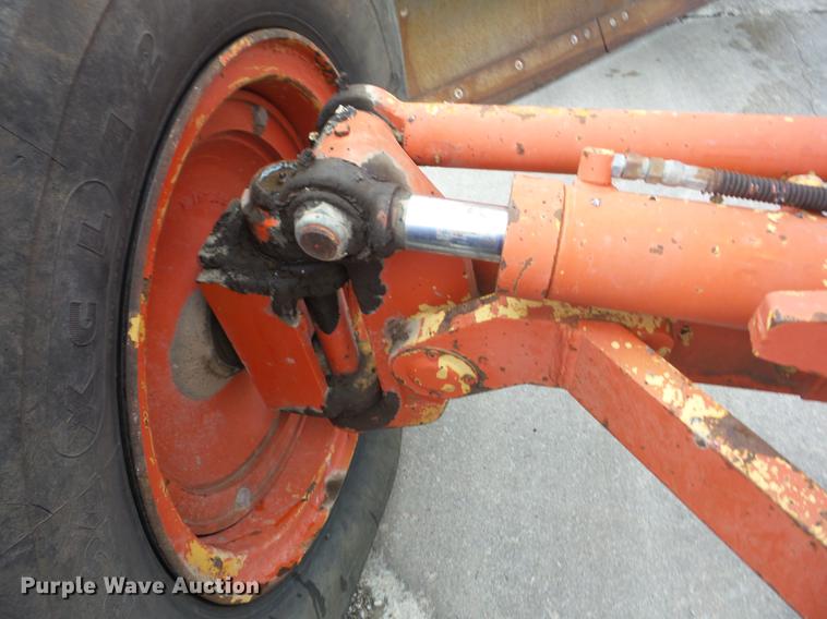 image for item K6382 1997 Galion 830B motor grader