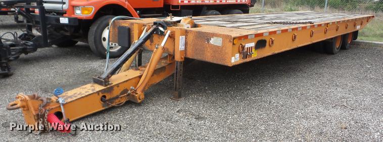 image for item K6383 1993 Landoll 345 tilt deck trailer