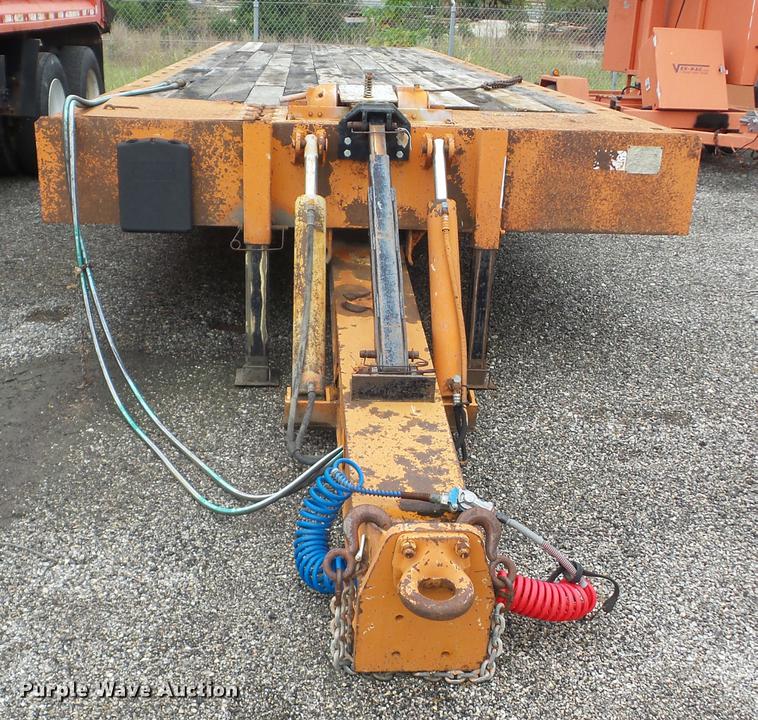 image for item K6383 1993 Landoll 345 tilt deck trailer