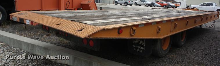 image for item K6383 1993 Landoll 345 tilt deck trailer