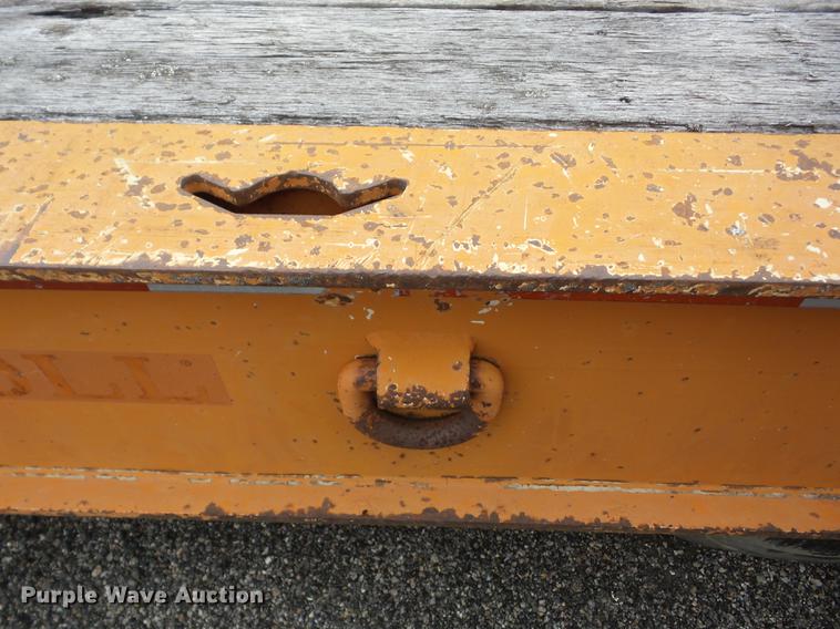 image for item K6383 1993 Landoll 345 tilt deck trailer