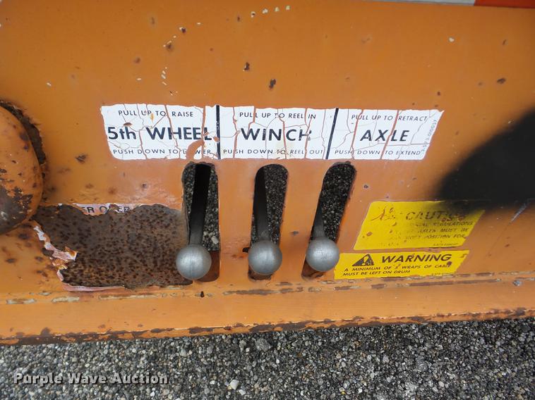 image for item K6383 1993 Landoll 345 tilt deck trailer