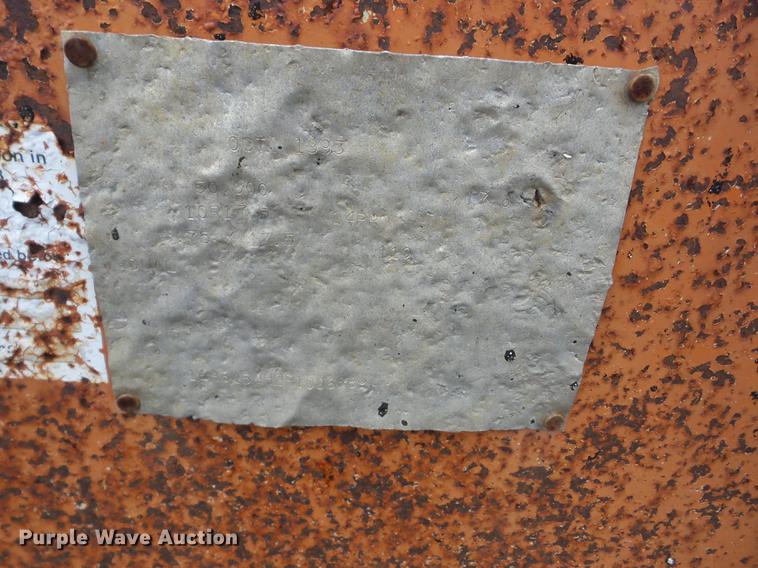 image for item K6383 1993 Landoll 345 tilt deck trailer