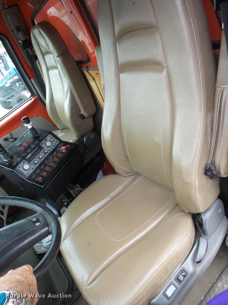 image for item K6384 2003 Sterling LT7500 dump truck