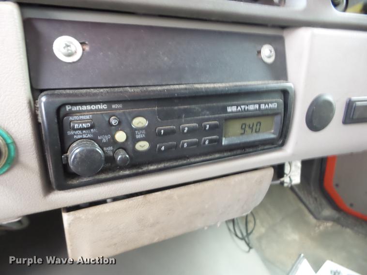 image for item K6384 2003 Sterling LT7500 dump truck