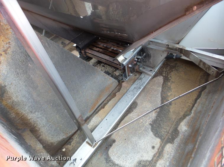 image for item K6384 2003 Sterling LT7500 dump truck