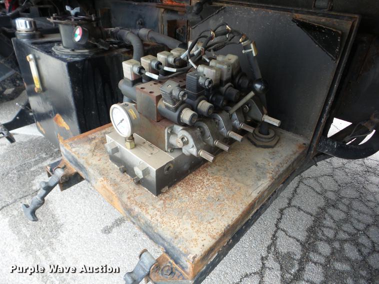 image for item K6384 2003 Sterling LT7500 dump truck