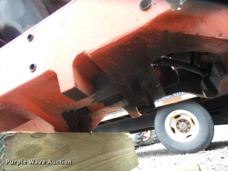 image for item K6385 1997 New Holland 6640SL tractor