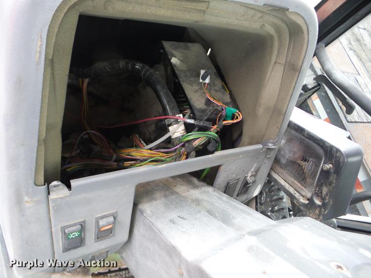 image for item K6385 1997 New Holland 6640SL tractor