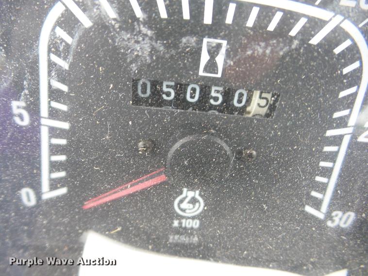 image for item K6386 1997 New Holland 6640SL tractor