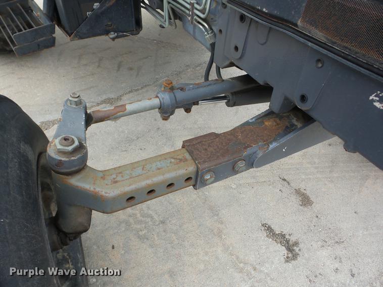 image for item K6387 2002 New Holland TS100 tractor