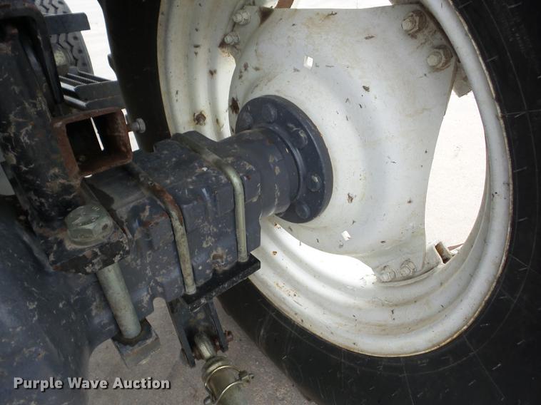 image for item K6387 2002 New Holland TS100 tractor