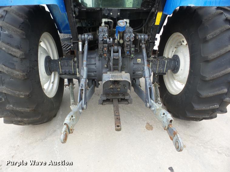 image for item K6387 2002 New Holland TS100 tractor