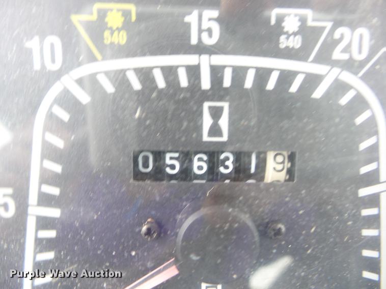 image for item K6387 2002 New Holland TS100 tractor