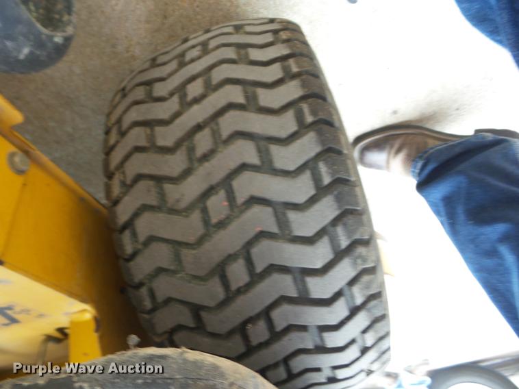 image for item K6389 2008 Hustler FasTrak 928502 lawn mower