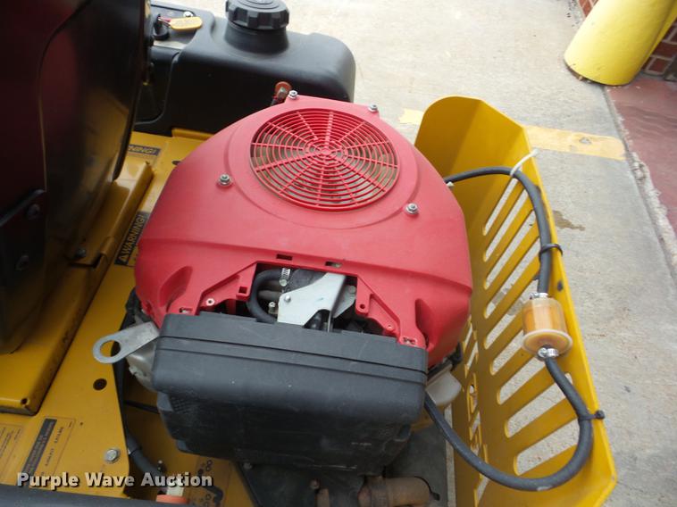 image for item K6389 2008 Hustler FasTrak 928502 lawn mower